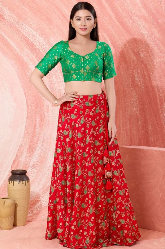 Green Brocade Sweatheart Neck Elbow Sleeves Blouse Slim Fit Blouse