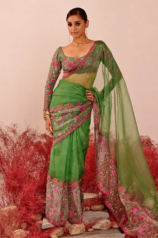 Deviana Saree with Blouse Lightweight Linen Blouse