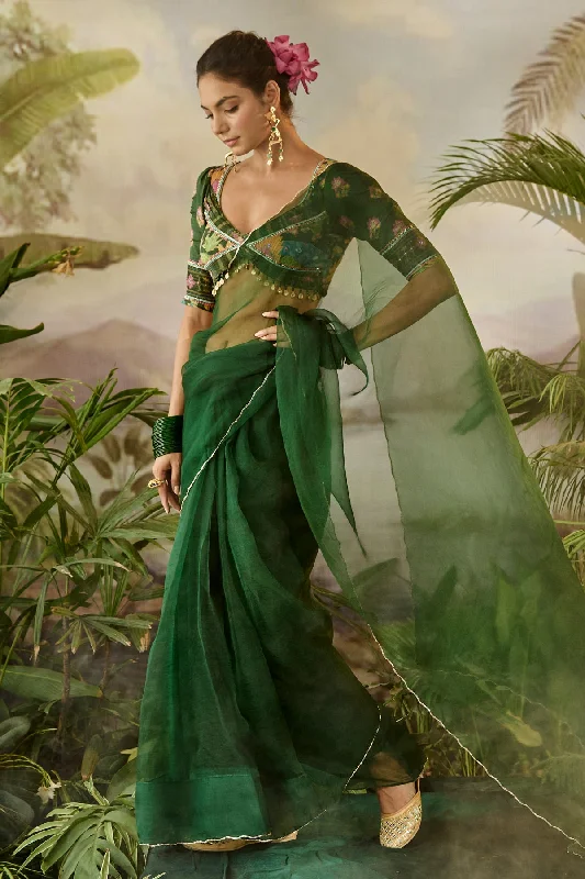 TARU SAREE WITH BLOUSE PIECE Vintage Polka Blouse
