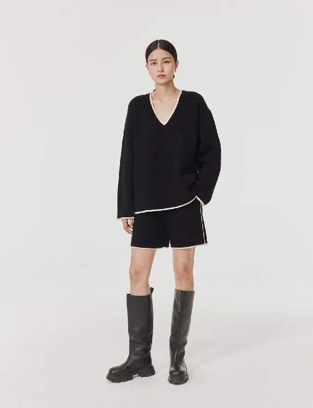 Ice Knitted Tow Piece Tracksuit Designer Sweater Suit Casual Spring/Autumn Loungewear V Neck Top Short Pants Minimalist Stylish Harem Pants Ice Knitted Tow Piece Tracksuit Designer Sweater Suit Casual Spring/Autumn Loungewear V Neck Top Short Pants Minimalist Stylish Harem Pants