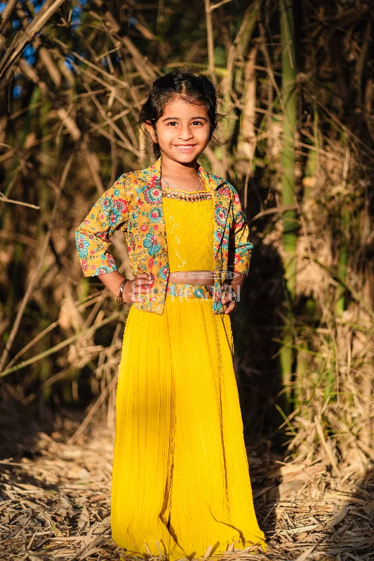 Girls Sharara Set in Vibrant Yellow with Floral-Printed Jacket and Palazzo Pants Print Jacket Jacquard Jacket Embroidered Jacket Girls Sharara Set in Vibrant Yellow with Floral-Printed Jacket and Palazzo Pants Print Jacket Jacquard Jacket Embroidered Jacket