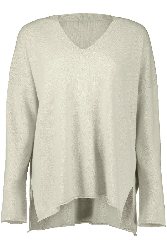 LONG SLEEVE VNECK SWEATER - FLEUR DE SEL Fleece Fabric Down Fabric Feather Fabric