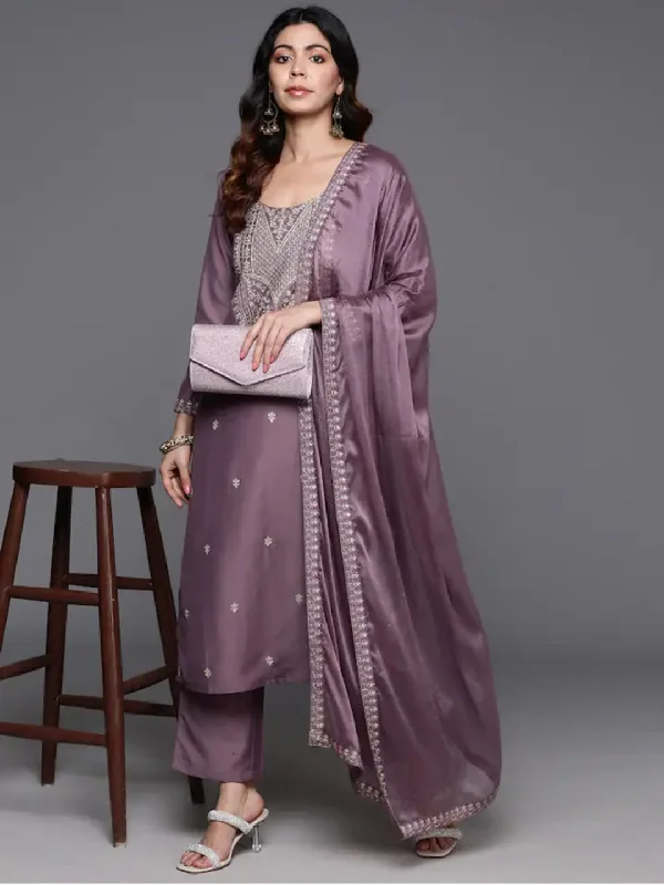 Onion Attractive Readymade Pant Suit With Designer Embroidery Work Chic Black Leggings Onion Attractive Readymade Pant Suit With Designer Embroidery Work Chic Black Leggings