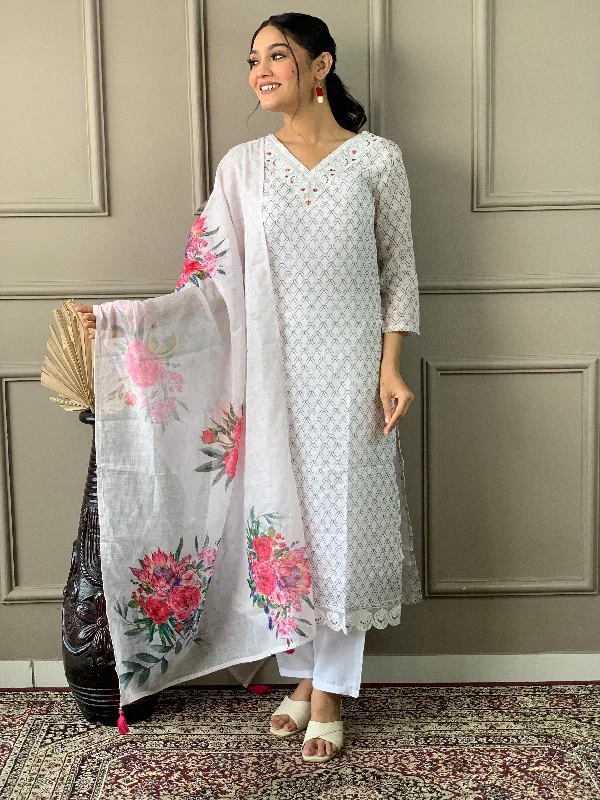 Off White Attractive Looking Pant Suit With Designer Embroidery Printed Work Comfy Zip-Up Pants