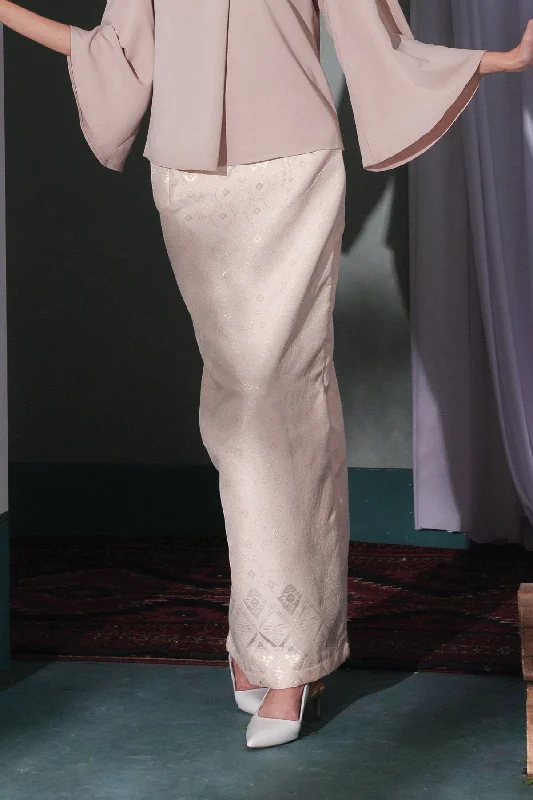 The Bayang Women Jacquard Skirt - Petal Nude corduroy skirt textured
