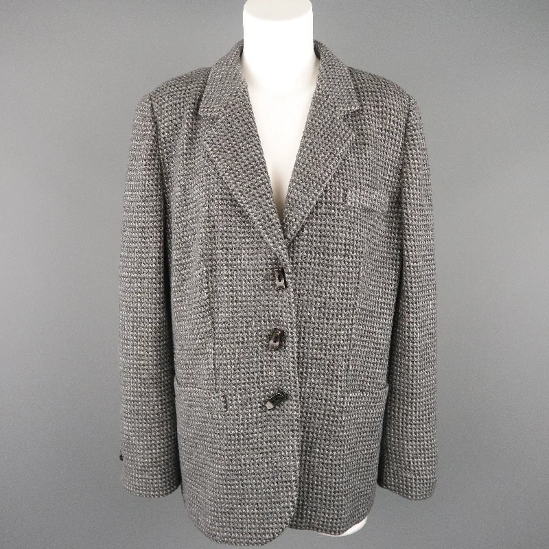 GIORGIO ARMANI Size 16 Grey Textured Wool Blend Notch Lapel Jacket Herringbone Jacket Checkered Jacket Solid Jacket GIORGIO ARMANI Size 16 Grey Textured Wool Blend Notch Lapel Jacket Herringbone Jacket Checkered Jacket Solid Jacket