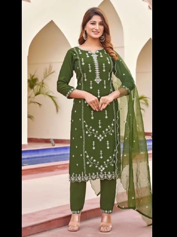Mehendi Designer Function Wear Readymade Pant Suit With Embroidery Work Fashionable Sporty Pants Mehendi Designer Function Wear Readymade Pant Suit With Embroidery Work Fashionable Sporty Pants