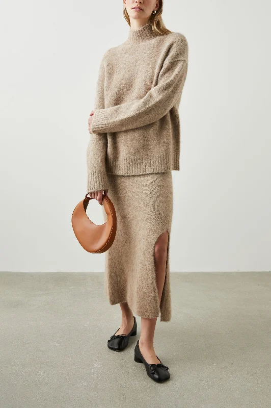 KACIA SWEATER - OATMEAL Velvet Chenille Corduroy