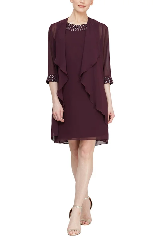 Chiffon Jacket Dress with Beadwork Detail on Collar & Cuffs Fleece Jacket Down Jacket Feather Jacket Chiffon Jacket Dress with Beadwork Detail on Collar & Cuffs Fleece Jacket Down Jacket Feather Jacket